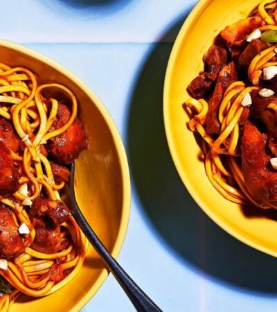 5 Ingredient Slow Cooker Honey Garlic Chicken