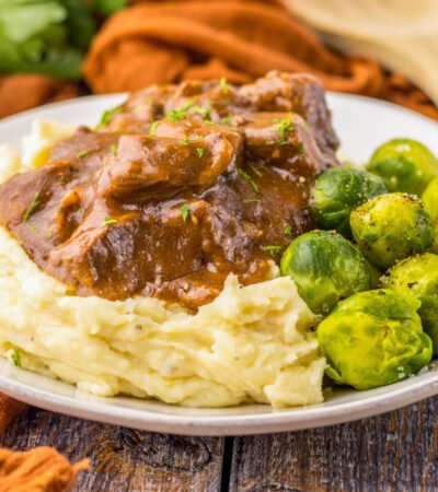 Slow Cooker Beef Tips with Gravy