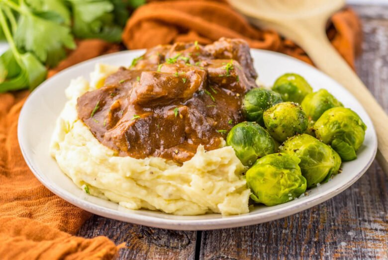 Slow Cooker Beef Tips with Gravy