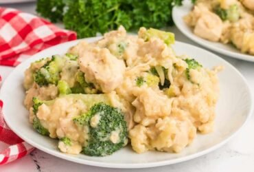 Slow Cooker Cheesy Broccoli Rice