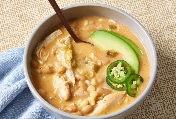 Slow Cooker White Chicken Chili