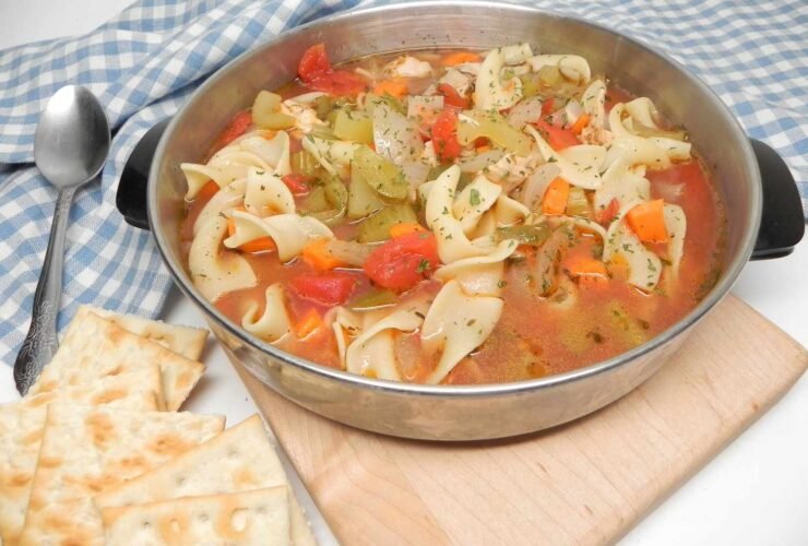 Slow Cooker Chicken Soup with Egg Noodles