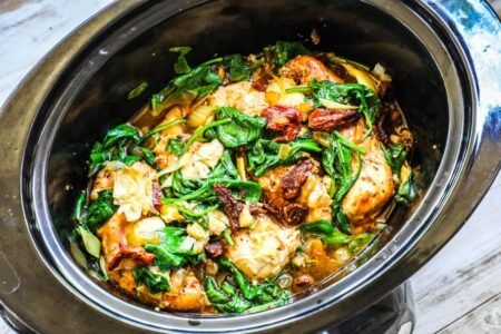 Slow Cooker Tuscan Garlic Chicken with Spinach