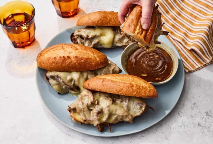 Slow Cooker French Dip Sandwiches with Au Jus