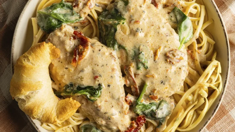 Slow Cooker Chicken Alfredo