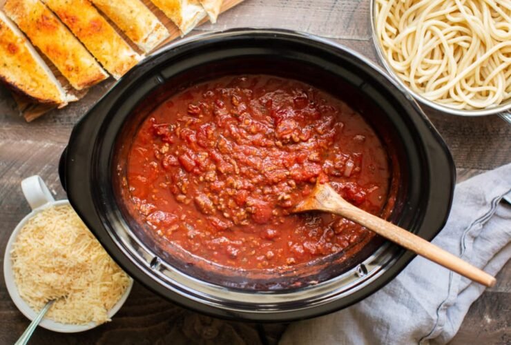 Slow Cooker Ground Beef Pasta Sauce